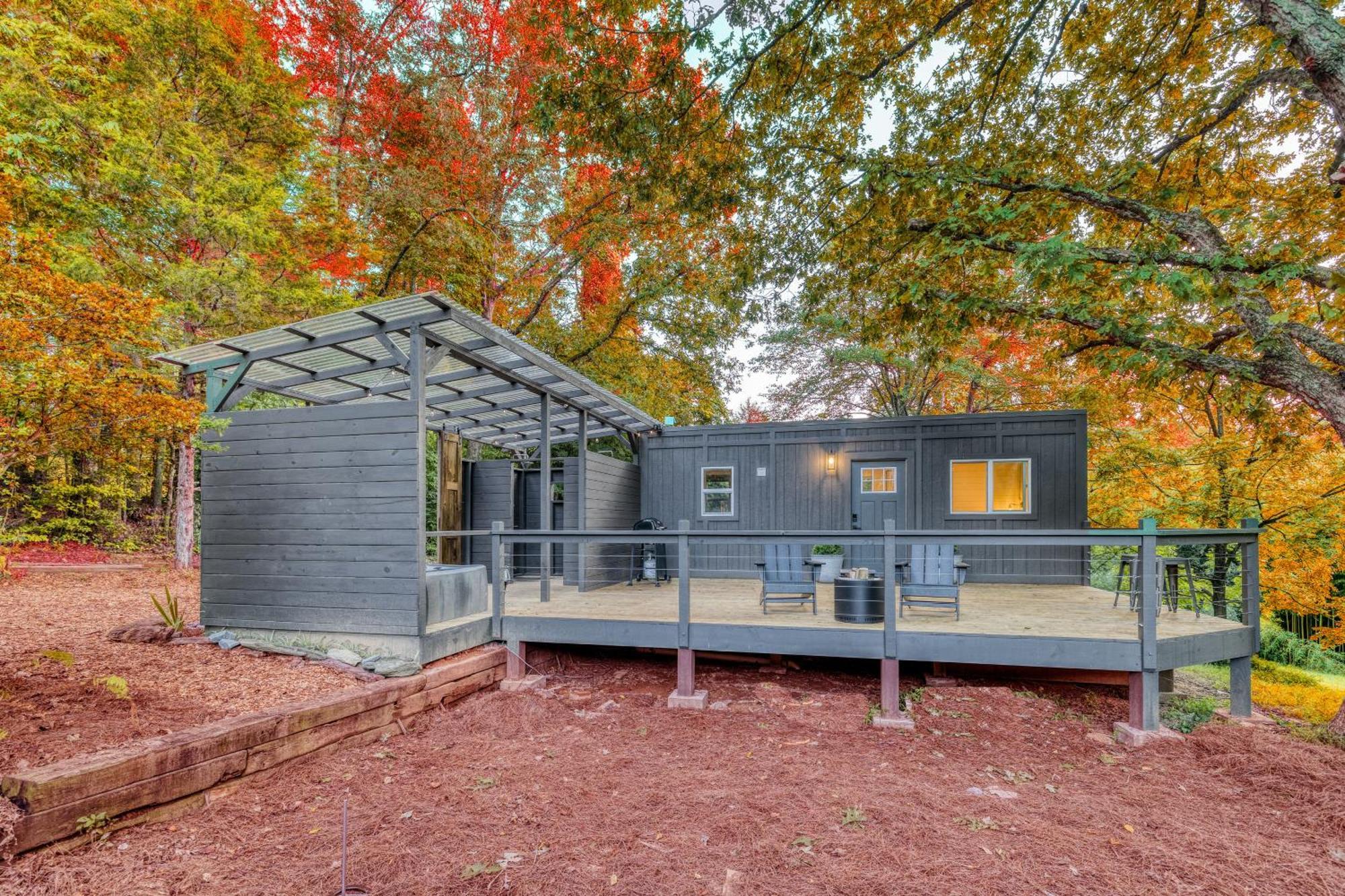Couples Retreat: King Bed:Hot Tub:Firepit & More Blue Ridge Exterior photo